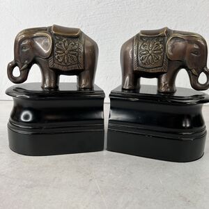 VINTAGE BRASS ELEPHANT BOOKEND‎ Black Base MADE IN China 6.5” Tall 5” Base